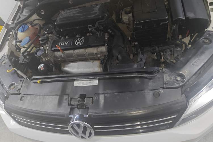 Used Volkswagen Sagitar 2014 Revised Version 1.6L Automatic Leading Edition
