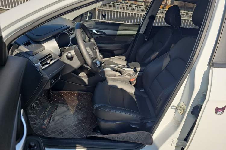 Used Geely Auto Emgrand 2021 UP 1.5L Manual Luxury Model
