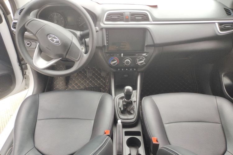 Used Hyundai Verna 2017 1.4L Manual Refreshed Version China V Standard
