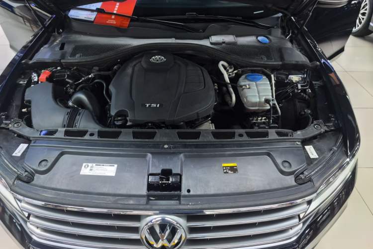 Used Volkswagen Phideon 2018 Revised Version 380TSI Two-Wheel Drive Business Edition
