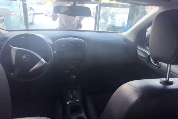 Used Nissan Tiida 2011 1.6L CVT Smart Version
