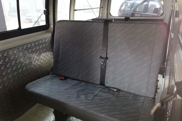 Used Foton Scenic G7 2016 2.0L Commercial Version Long Wheelbase High Roof – 4Q20M
