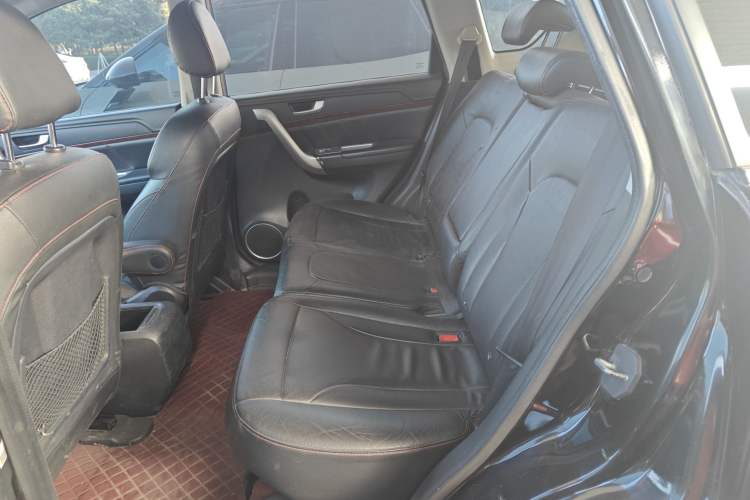 Used Haval H6 2014 Sport Version 1.5T Manual Two-Wheel Drive Elite Edition
