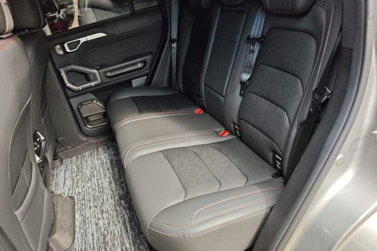 Used Jetour Traveler 2023 2.0T All-Wheel Drive Conquer PRO