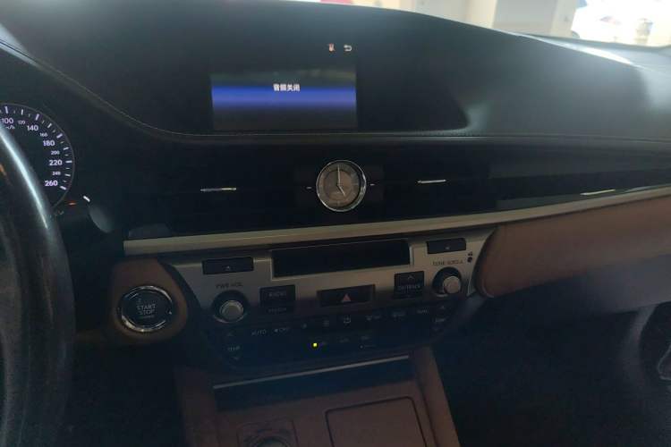 Used Lexus ES 2015 200 Elite Edition
