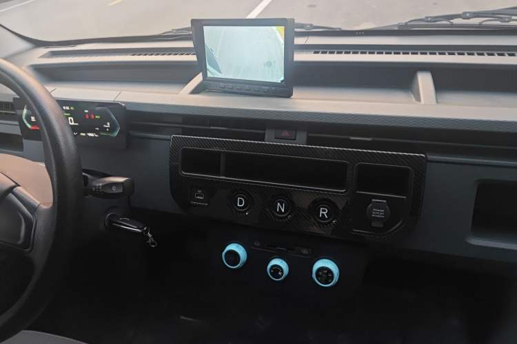 Used Farizon Xingxiang V 2023 V6E Ningde Times 41.86kWh Value Edition
