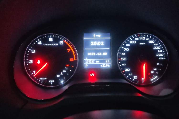 Used Audi A3 2015 Limousine 35 TFSI Millionth Anniversary Intelligent Leading Model
