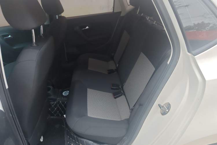 Used Volkswagen Polo 2018 1.5L Manual Drive-Comfort Model
