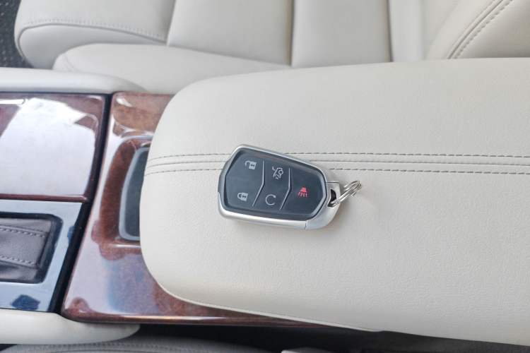 Used Cadillac XTS 2017 28T Elite Model
