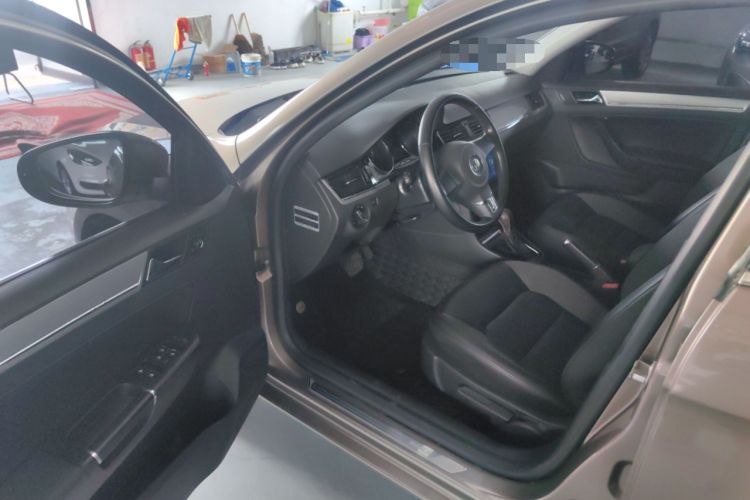 Used Volkswagen Bora 2014 1.6L Automatic Comfort Model
