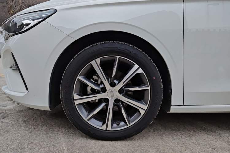 Used Geely Auto Emgrand 2022 4th Generation 1.5L CVT Flagship Model
