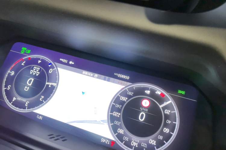 Used Land Rover Discovery Sport 2020 249 PS R-Dynamic Performance Tech Edition 7 Seats
