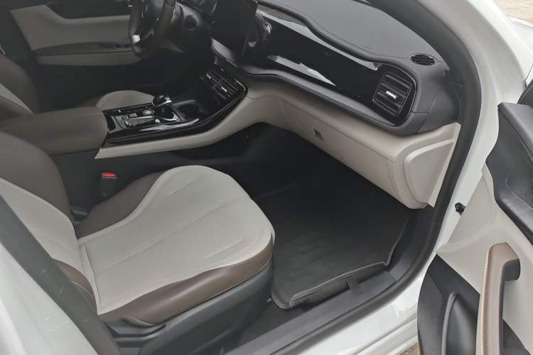 Used BYD Qin PLUS 2024 HONOR Edition DM-i 55KM Leading Model