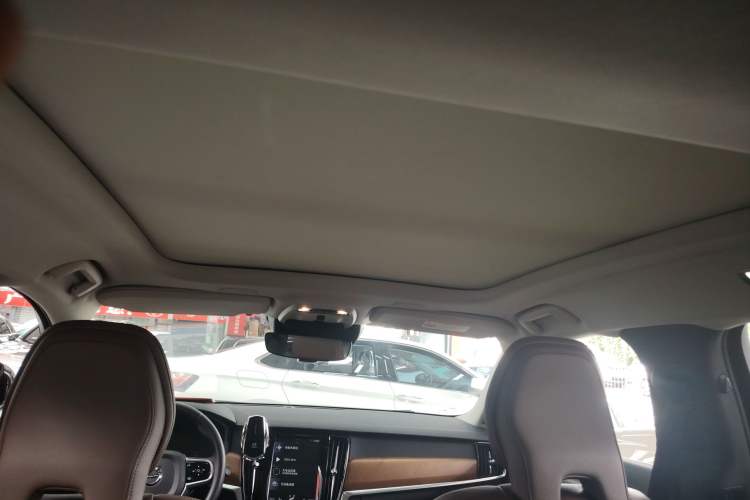 Used Volvo S90 2020 T5 Zhiyi Luxury Edition
