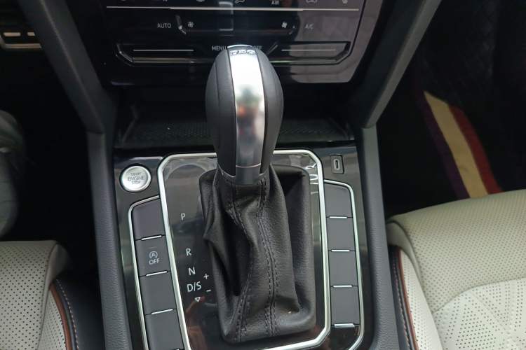 Used Volkswagen Magotan 2023 2 Million Units Commemorative Edition 330TSI DSG Luxury Version