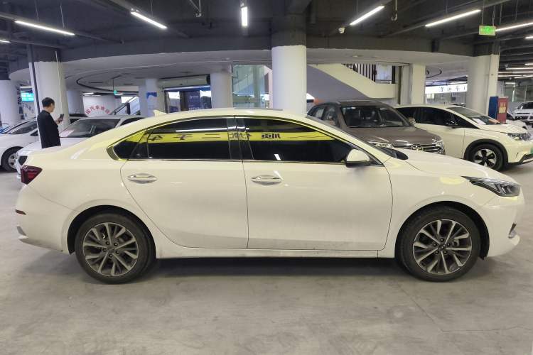 Used Kia K3 2021 Revised 1.5L CVT Fashion Edition
