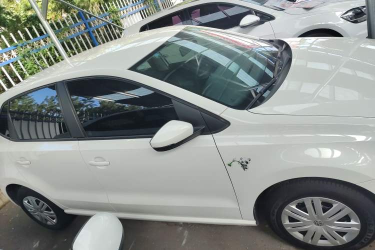 Used Volkswagen Polo 2016 1.4L Manual Fashion Model
