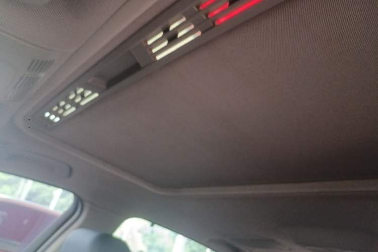 Used BMW 3 Series 2016 320Li Ambition Model
