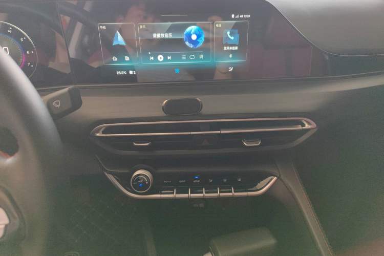 Used Changan Eado 2020 PLUS Blue Whale NE 1.4T GDI DCT Flagship Model
