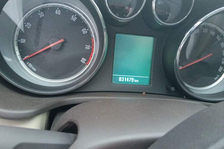 Used Buick Regal 2015 2.0L Leading Fashion Edition
