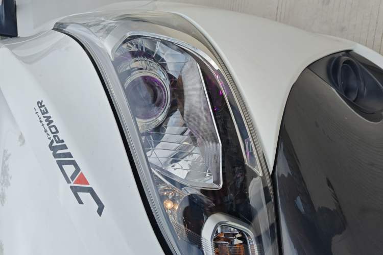 Used Toyota YARiS L 2019 1.5E CVT Dynamic Edition China VI compliant
