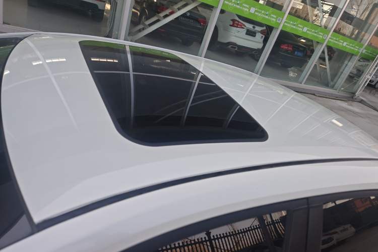 Used Toyota Corolla 2021 Dual-Motor 1.8L E-CVT Elite Edition