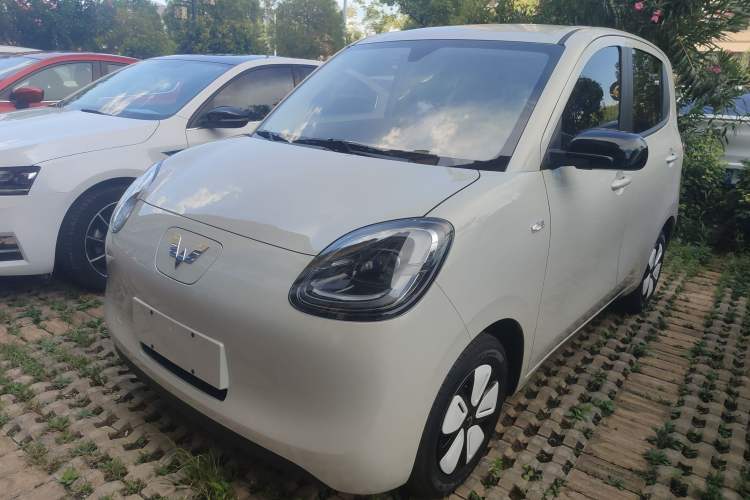 Used Wuling Hongguang MINIEV 2025 Four-Door Version Advanced Edition
