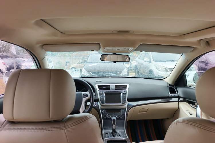 Used Changan Raeton 2013 1.8T Automatic Prestige Model China IV Standard