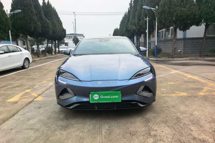 Used BYD Seal 2022 700 km Long-Range Rear-Wheel-Drive Version
