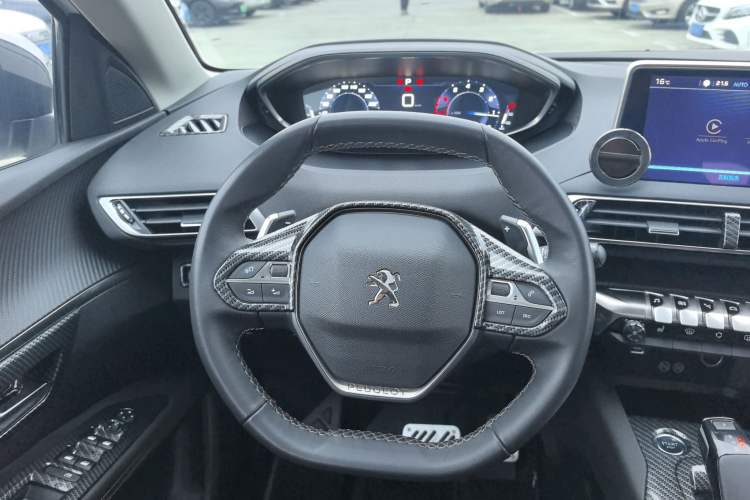 Used Peugeot 5008 2017 380THP 7-Seater Boundary-Free Edition
