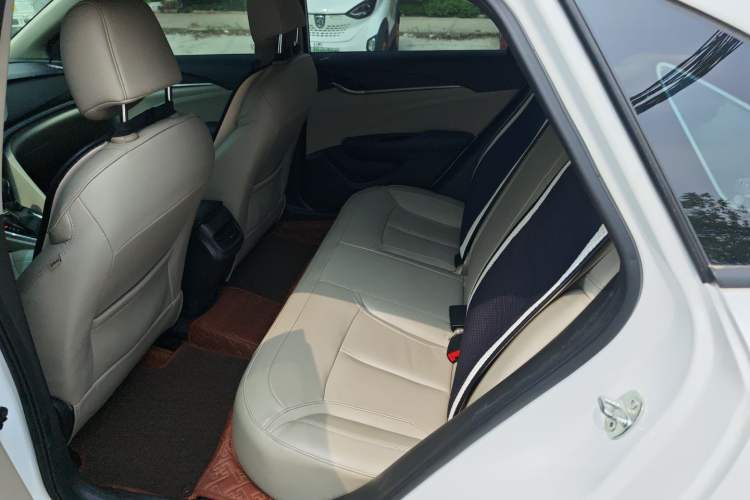 Used Buick GT 2018 15T Dual-Clutch Elite Model China V Standard
