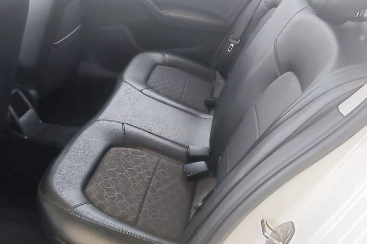 Used Volkswagen Santana 2015 1.6L Automatic Comfort Edition
