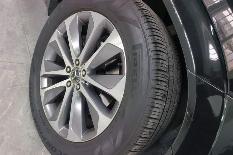 Used Mercedes-Benz GLE 2022 GLE 350 4MATIC Stylish Model
