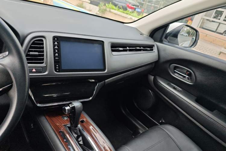 Used Honda Vezel 2019 220 TURBO CVT Elite Edition China VI