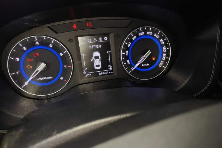 Used Changan Eado DT 2019 1.6L Manual Comfort Model China VI Standard