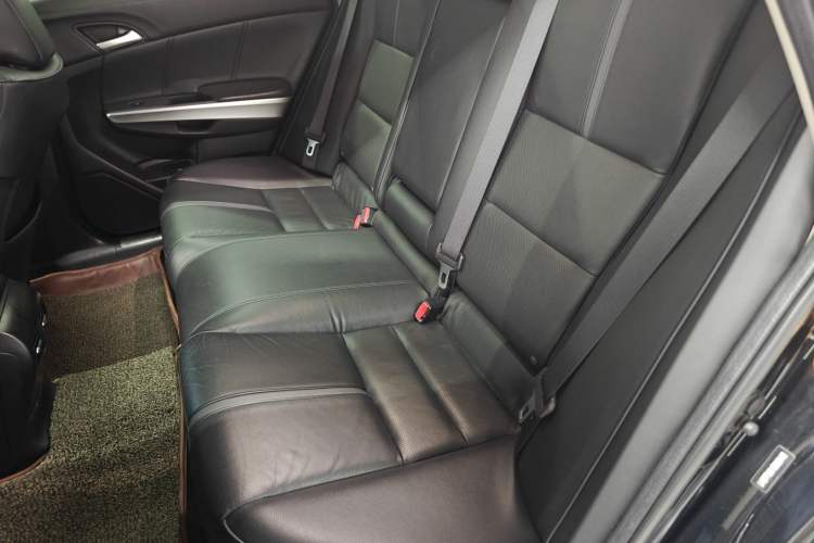 Used Honda Crosstour 2014 2.4L Luxury Edition
