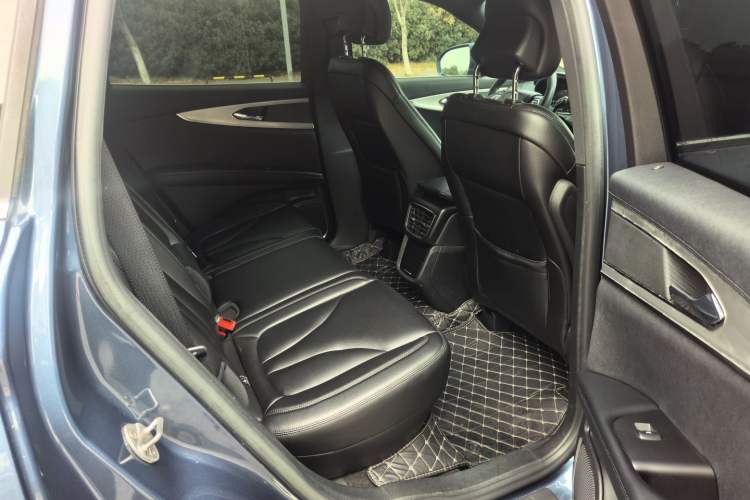 Used Lincoln Nautilus 2019 2.0T Two-Wheel Drive Zunyue Version China VI Standard
