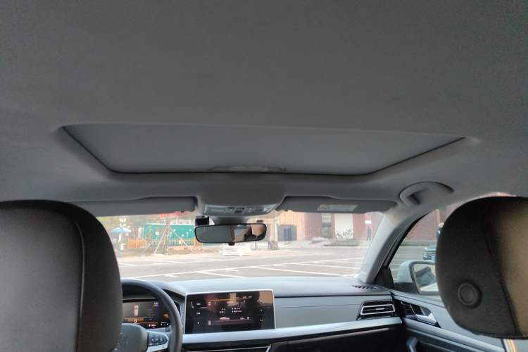 Used Volkswagen Lavida 2023 300TSI DSG Full-Comfort Edition
