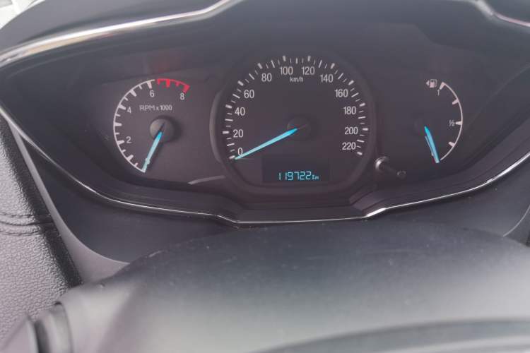 Used Ford Escort 2015 1.5L Manual Fashion Edition