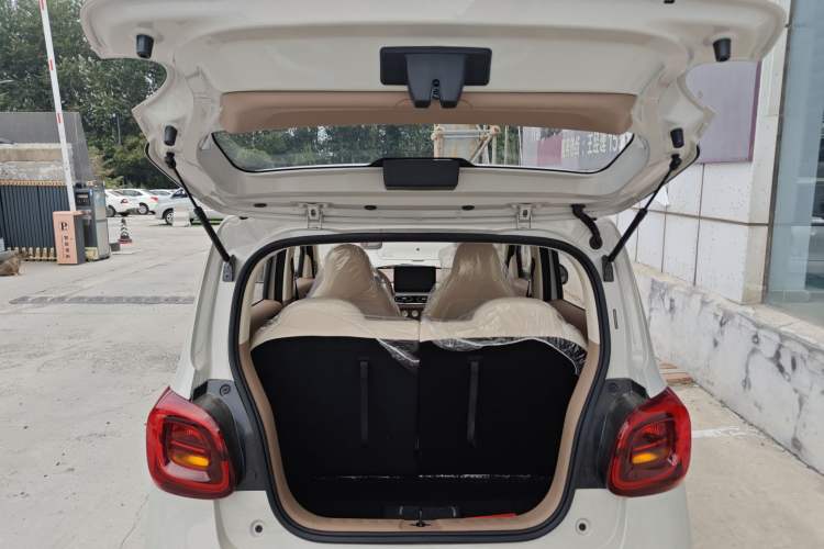 Used Wuling Hongguang MINIEV 2025 Four-Door Version Advanced Edition
