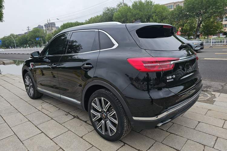 Used Hongqi HS5 2022 Facelifted Version 2.0T Smart Connect Flagship All-Wheel-Drive Edition

