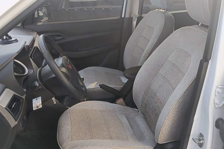 Used Wuling Hongguang 2021 1.5L S Standard Version LAR
