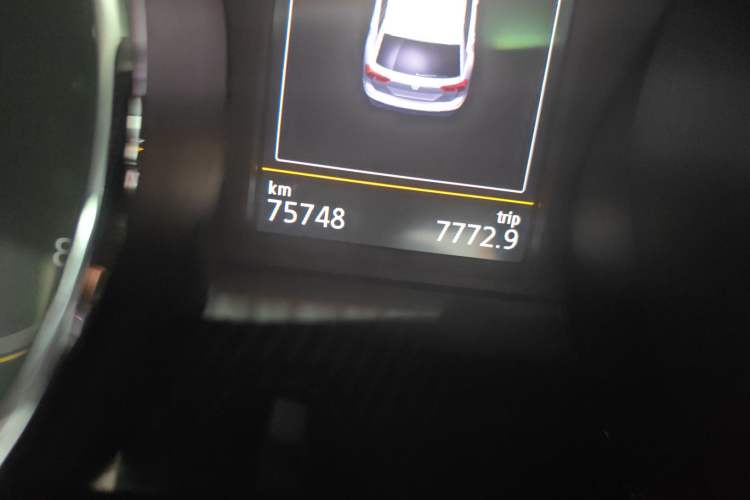 Used Volkswagen Tiguan L 2021 330TSI Automatic Two-Wheel Drive Smart Edition
