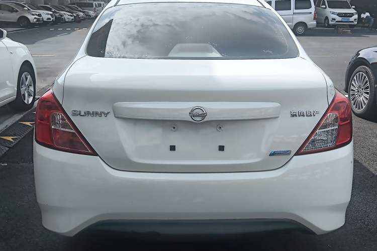 Used Nissan Sunny 2014 1.5XE Manual Comfort Edition
