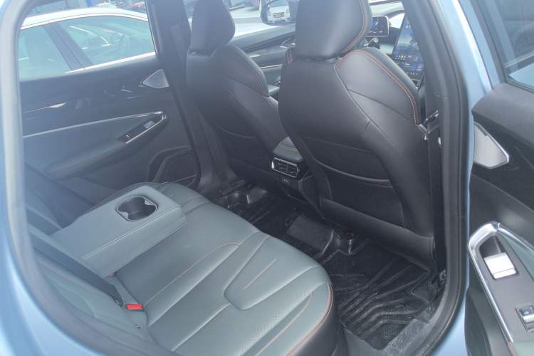 Used Geely Auto Emgrand X7 Sport 2024 1.5TD Prestige Edition
