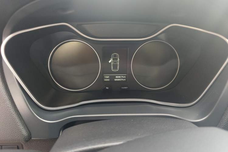 Used Geely Auto Vision X6 2016 1.8L Manual Luxury Edition
