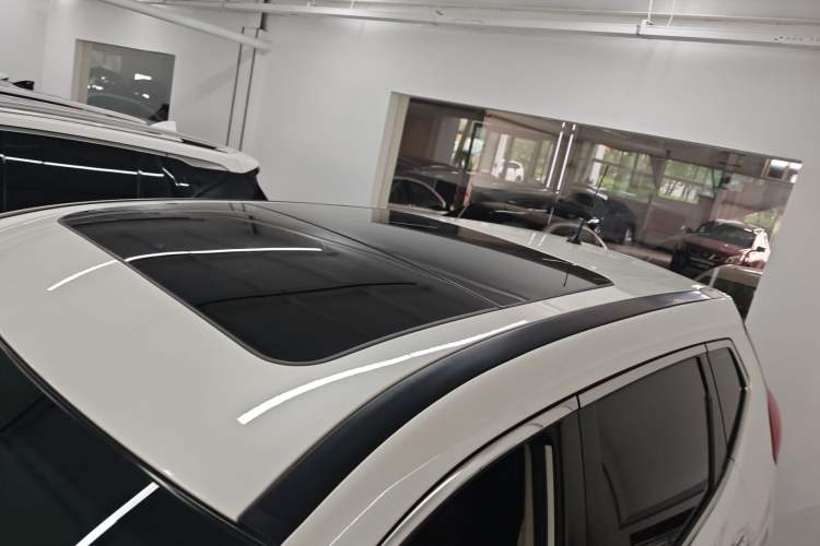 Used Nissan X-Trail 2022 2.0L Two-Wheel Drive Smart Connect Premium Edition
