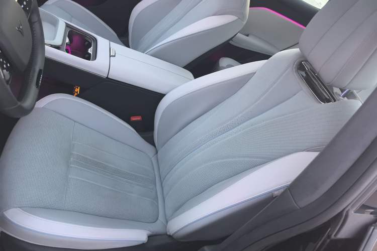 Used VOYAH COURAGE 2024 Long-Range Supercharge Edition