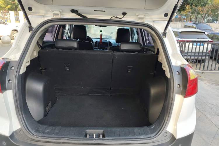 Used  Refine S3 2014 1.5L CVT Luxury Smart Model
