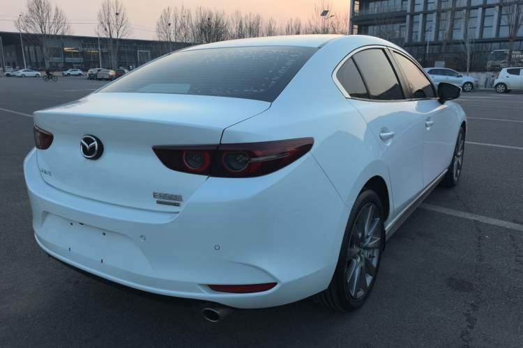 Used Mazda Mazda 3 Axela 2021 2.0L Automatic ZhiXuan Edition
